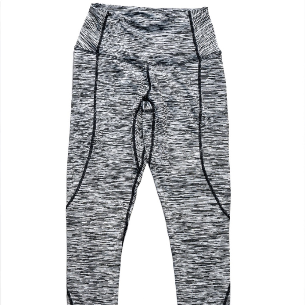 High Rise YOGA Leggings With Pockets - Picture 2 of 7